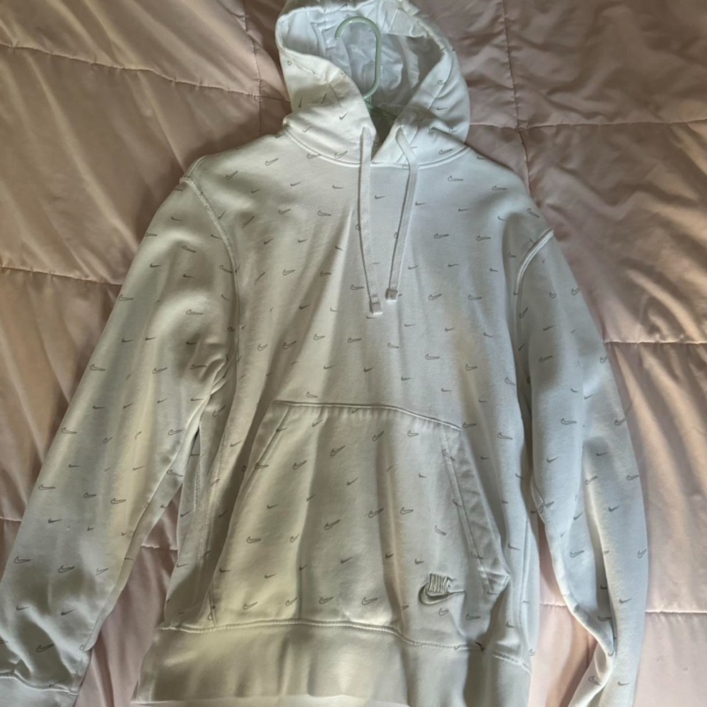 nike hoodie